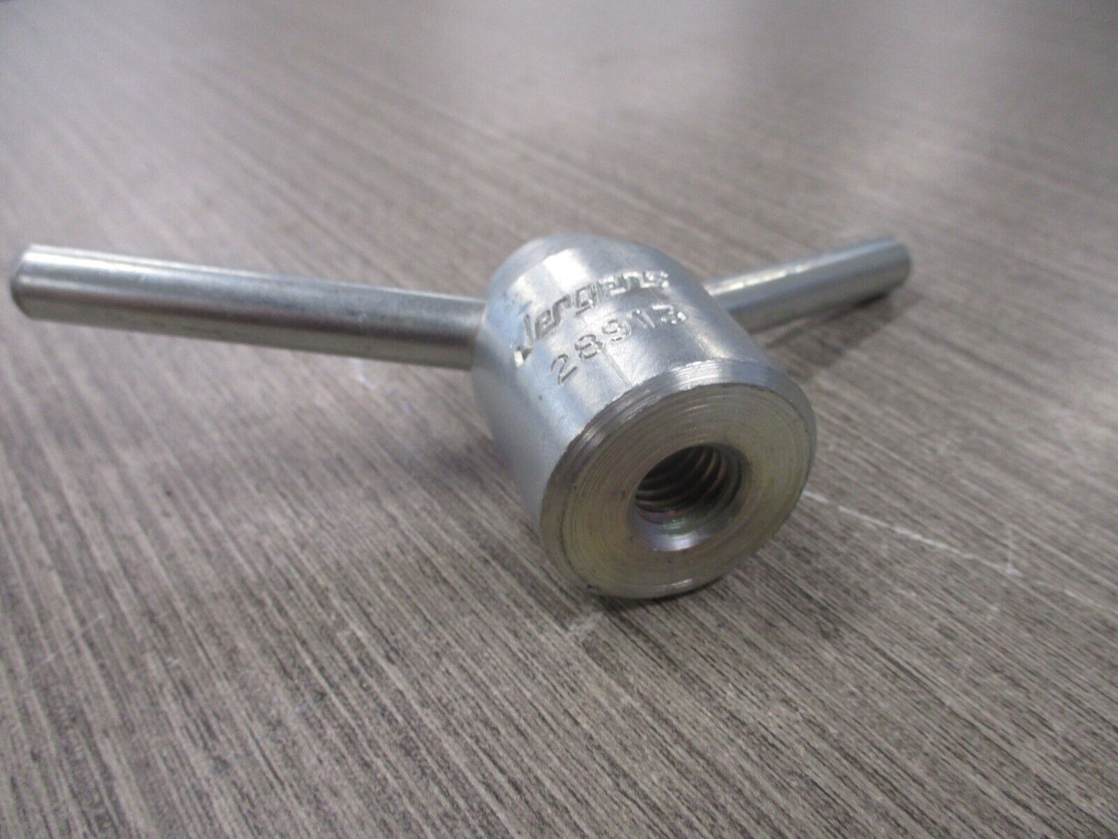 Jergens Double Handle Locking Lever 28913 *No Box* New Surplus