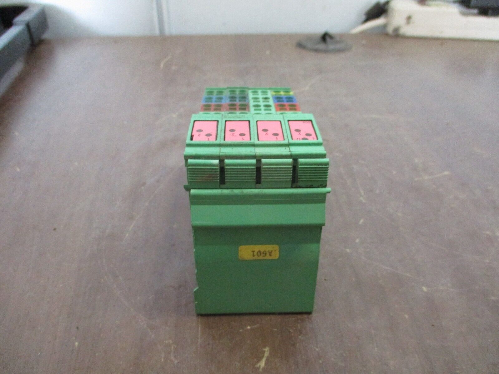 Phoenix Contact IBIL24DO8 Interbus Coupler 2726269 HW: 01 *Broken Latch Clip*