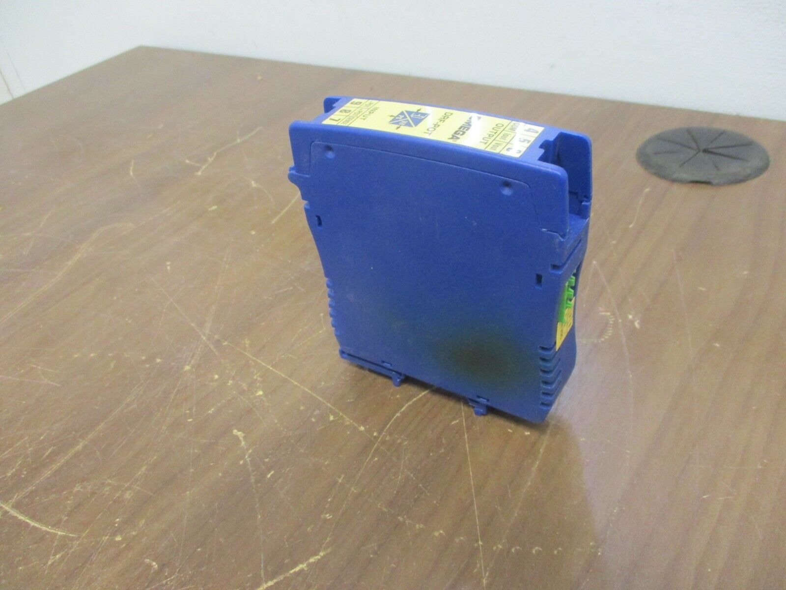 OMEGA Engineering Signal Conditioner DRF-POT-24VDC-0/100P-4/20 Input:4/20mA Used