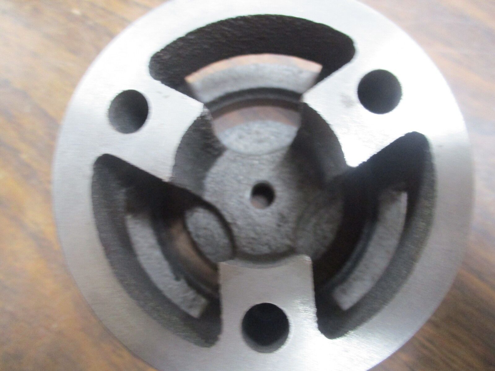 Quincy Suction Seat 2015 New Surplus