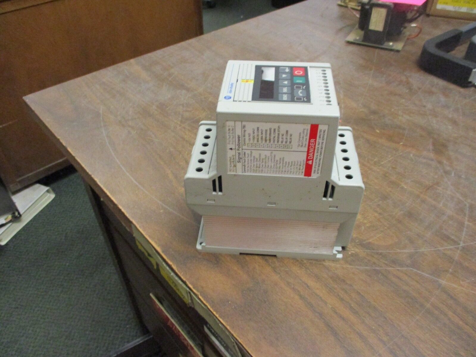 Allen-Bradley Analog S.F. 160-AA08NSF1P1 Ser C FRN: 7.05 Used