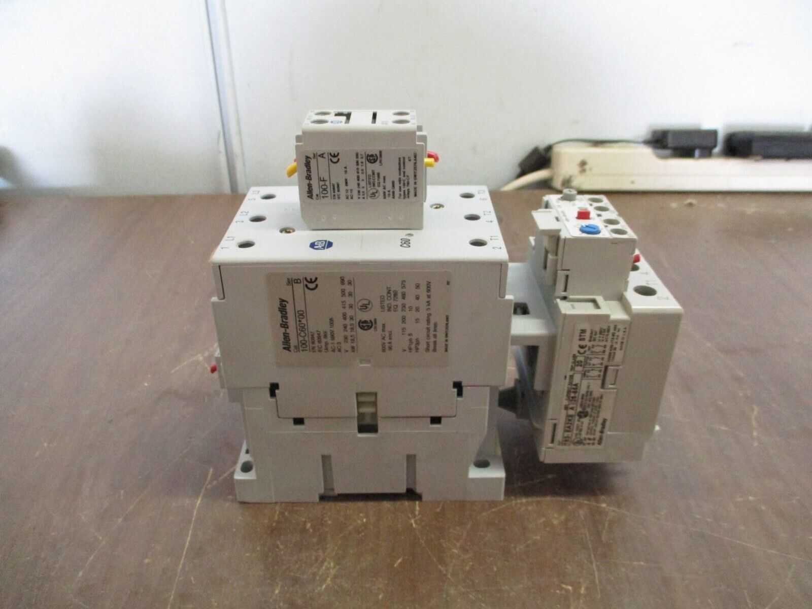 Allen-Bradley Starter 100-C60*00/193-EA2KE 120V Coil Trip: 26-85A 600V Used