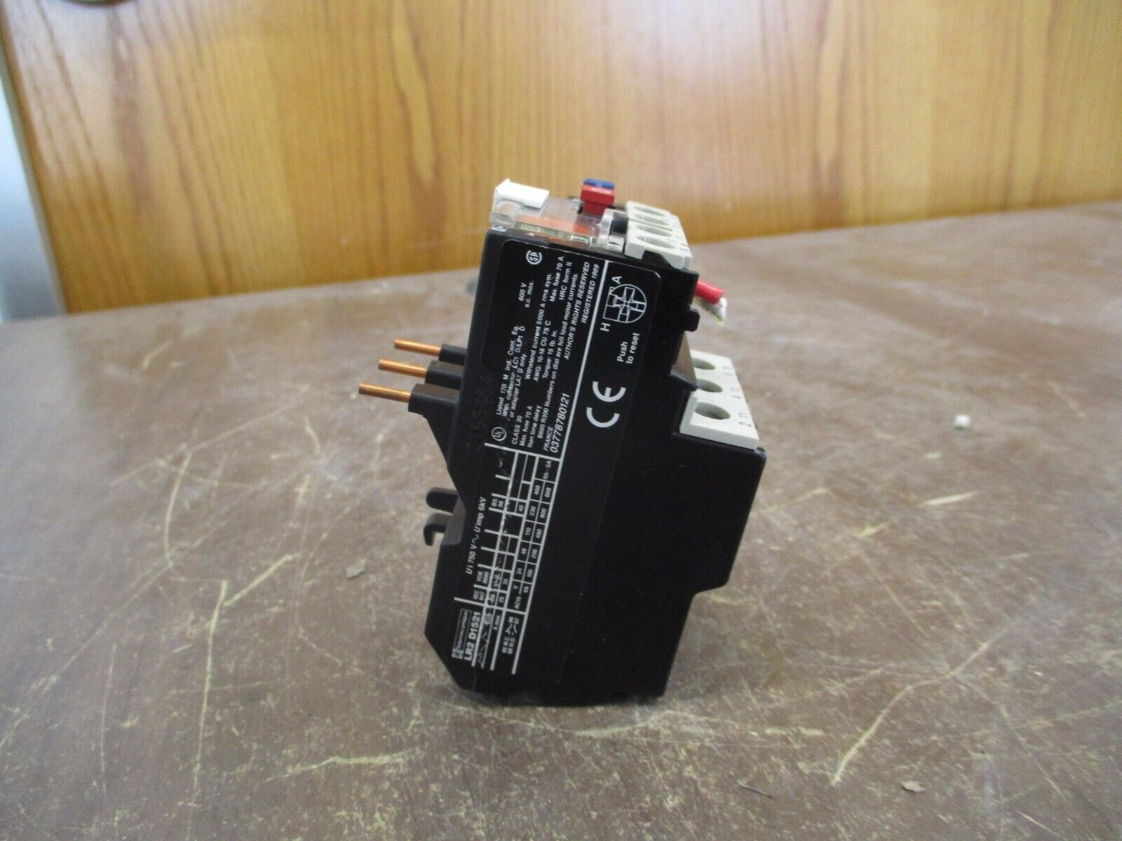 Telemecanique Solid State Overload LR2 D1521 Trip: 12-18A 600V Used