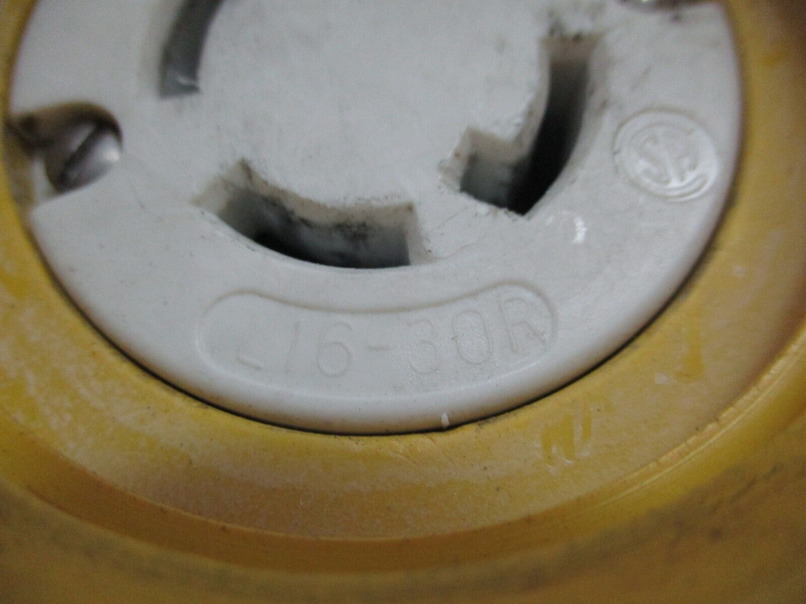 Daniel Woodhead Watertight Connector Nema L16-30R 30A 480V 3Ph *No Cover* Used