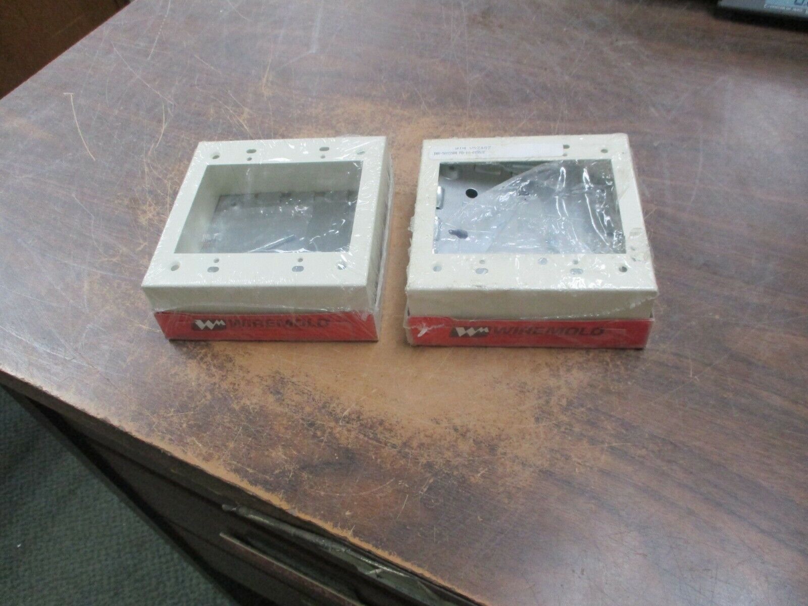 Wiremold Switch & Receptacle Box V5748-2 2-Gang *Lot of 2* New Surplus