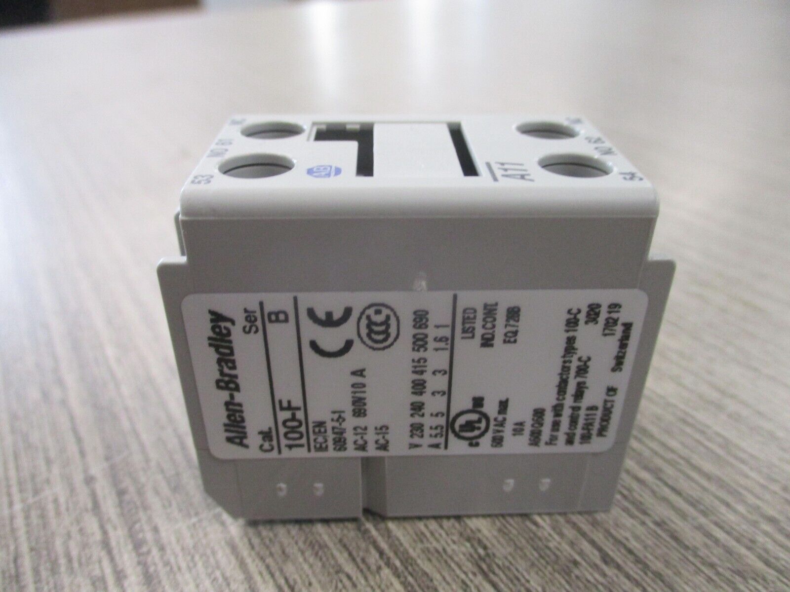 Allen-Bradley Aux Contact Block 100-FA11 Front Mount 1 NC, 1 NO New Surplus