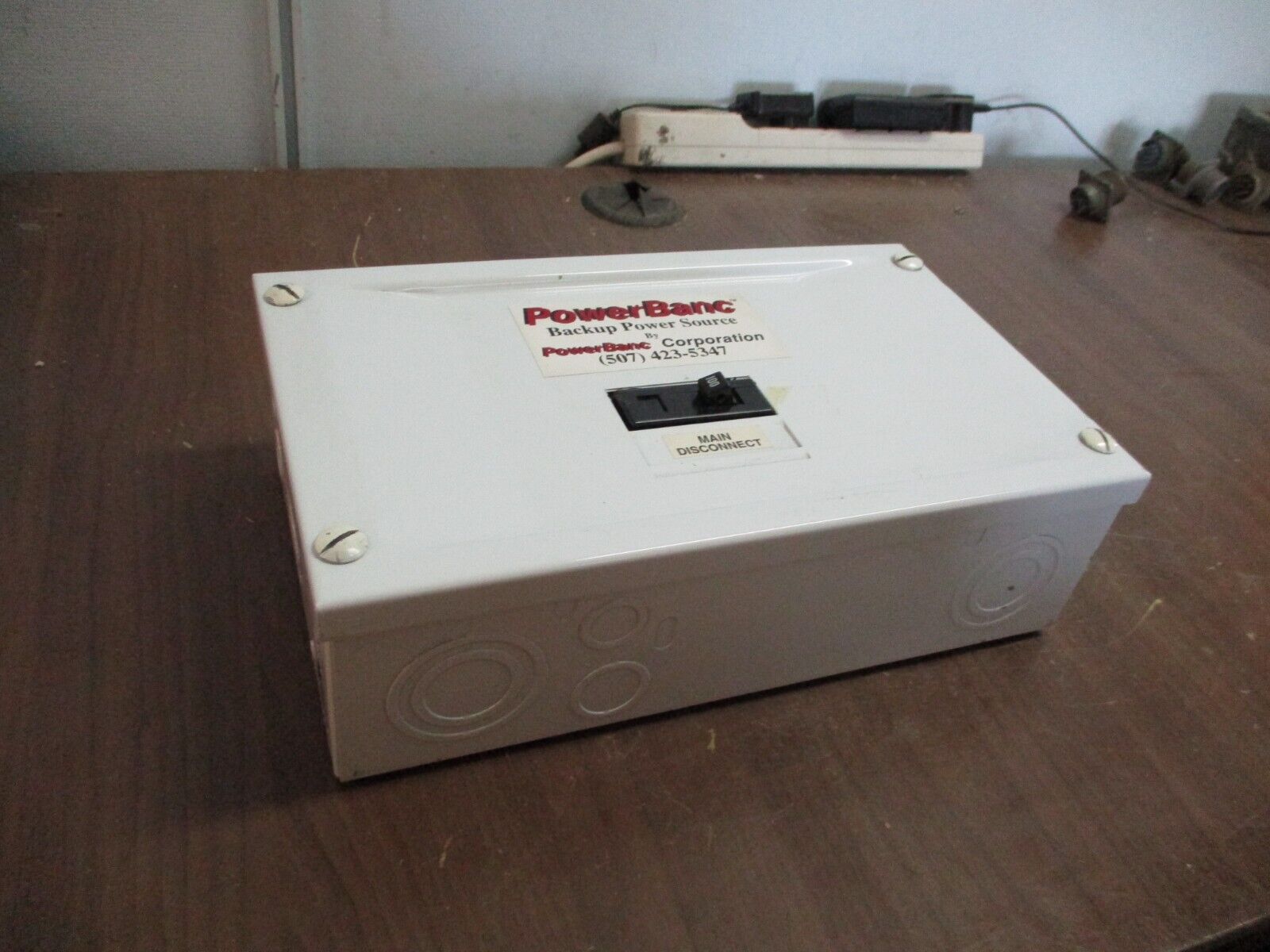 Cutler-Hammer Load Center BR24L1255P / CL1224SB Ser. B 125A 120/240V 1Ph Used