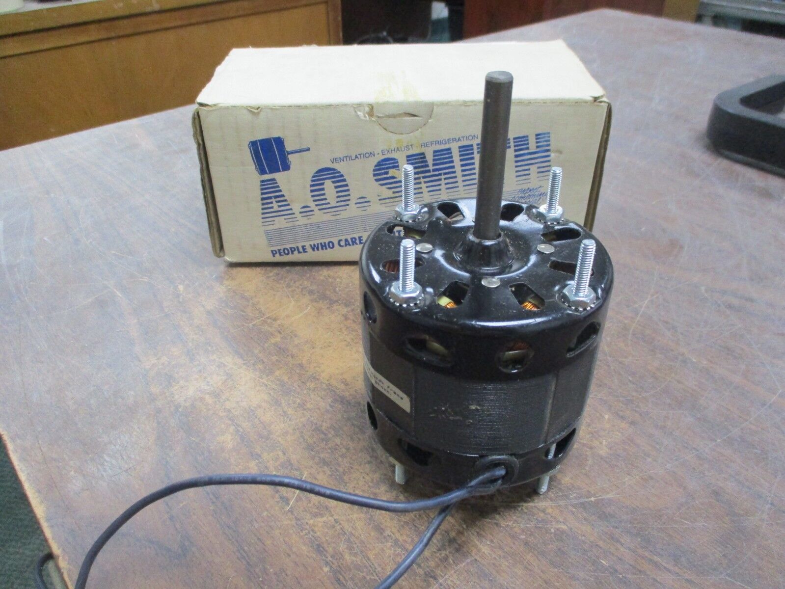 A.O. Smith AC Motor A0189 1/20HP 1500RPM 230V 0.8A 60Hz 1Ph New Surplus
