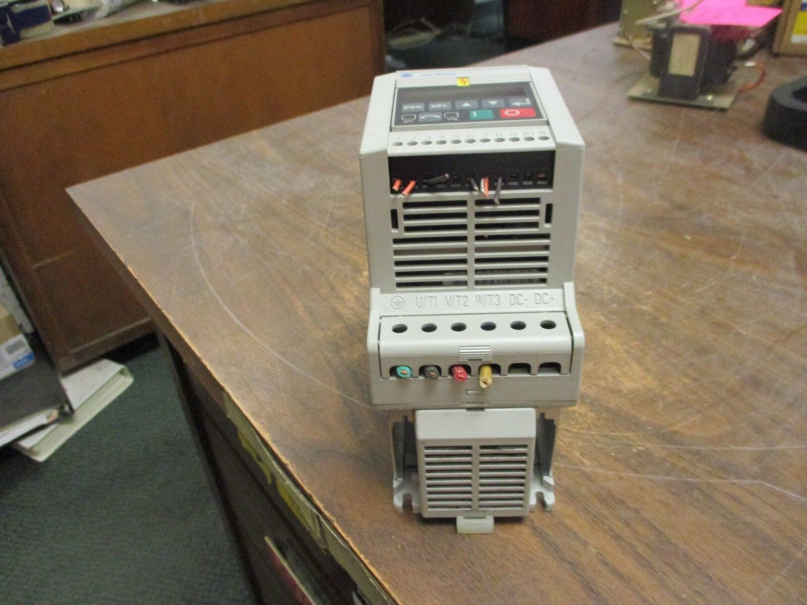 Allen-Bradley Analog S.F. 160-AA08NSF1P1 Ser C FRN: 7.05 Used