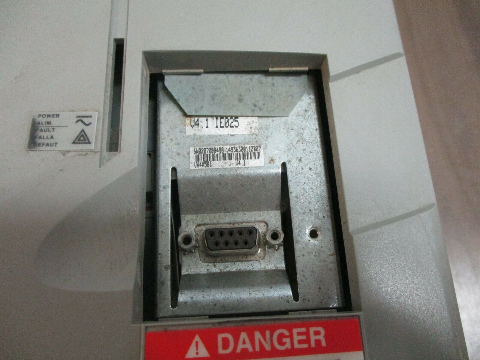 Square D Altivar 58 AC Drive ATV58HD16N4Z 15HP *No Keypad* Used