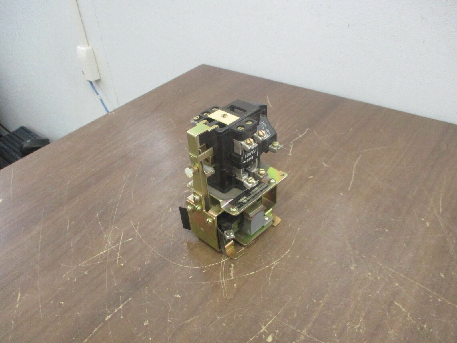 Square D AC Control Relay 8508 D0-22 Ser. A 120V Coil Used