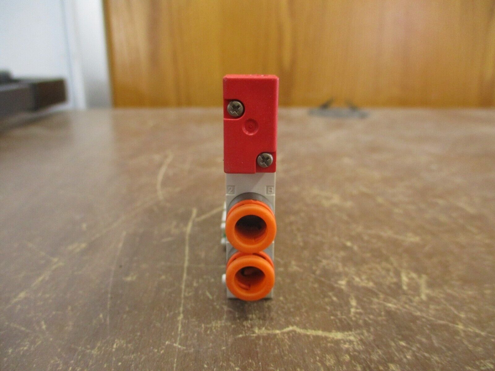 SMC Valve Spacer SY30M-50-1A Used