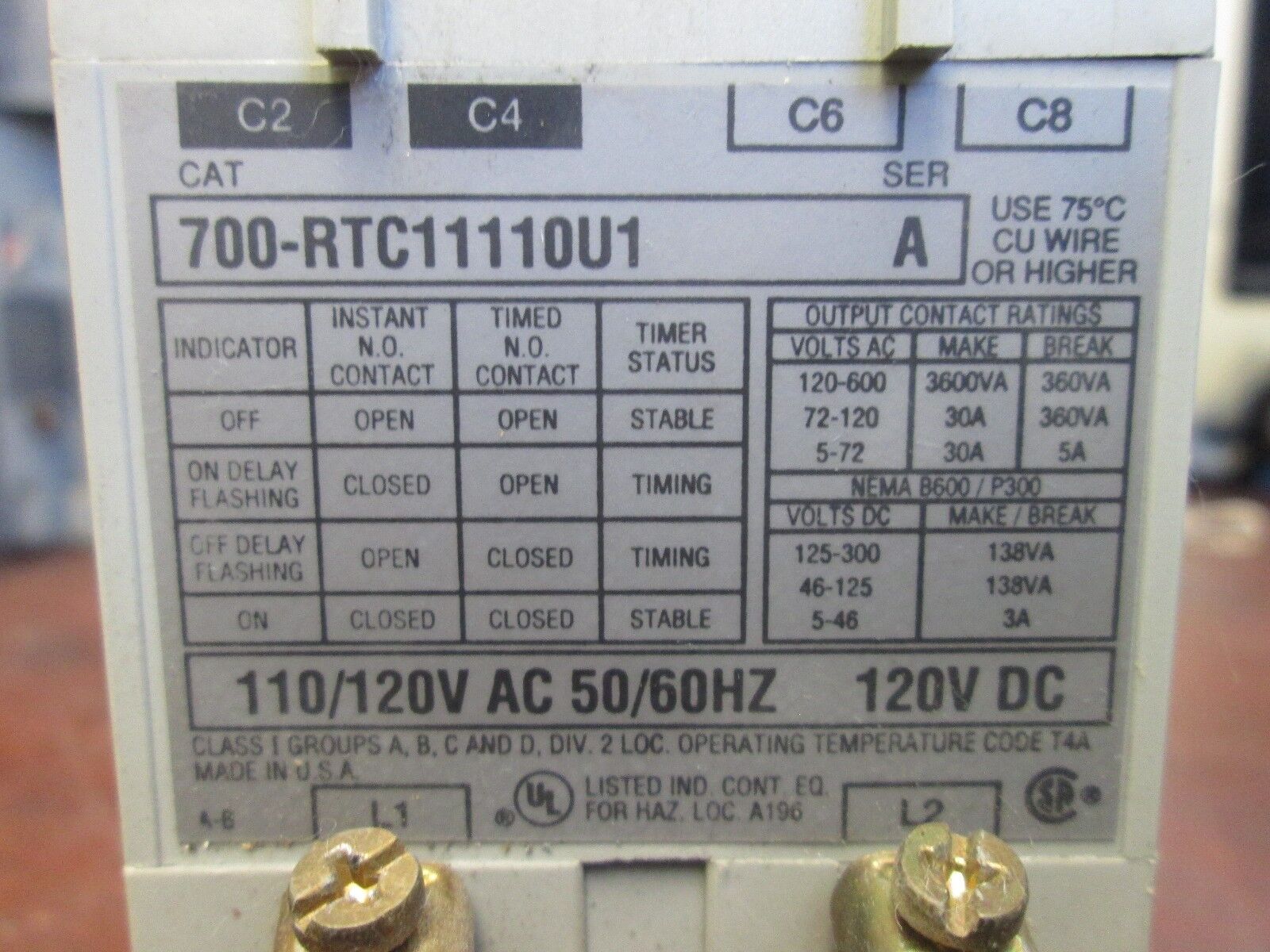 Allen-Bradley Solid State Timer 700-RTC11110U1 110/120VAC 120VDC Used