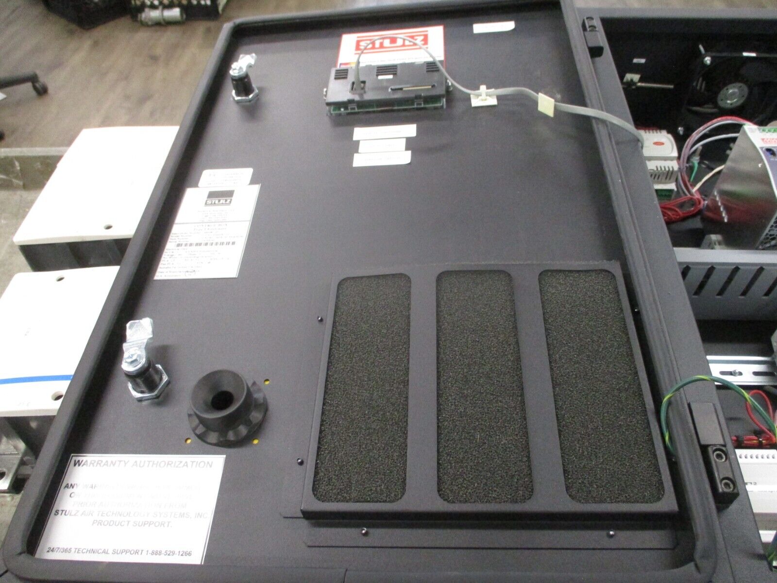 Stulz DAH-30 Humidifier Control Box ULS-1-DAH30-TC 460V 3Ph 60Hz 4W