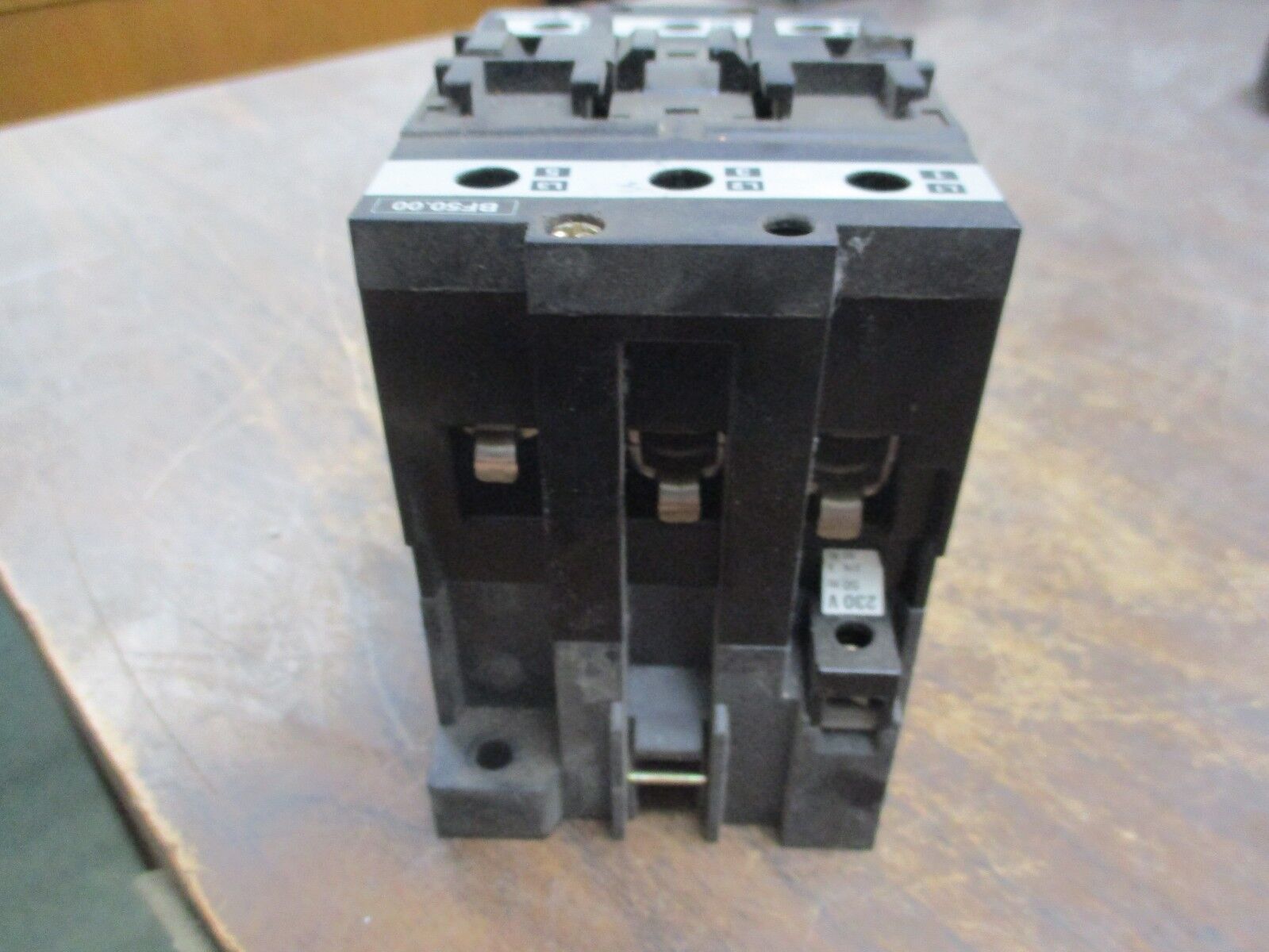 Lovato Contactor BF50 276V Coil 90A 600V Used