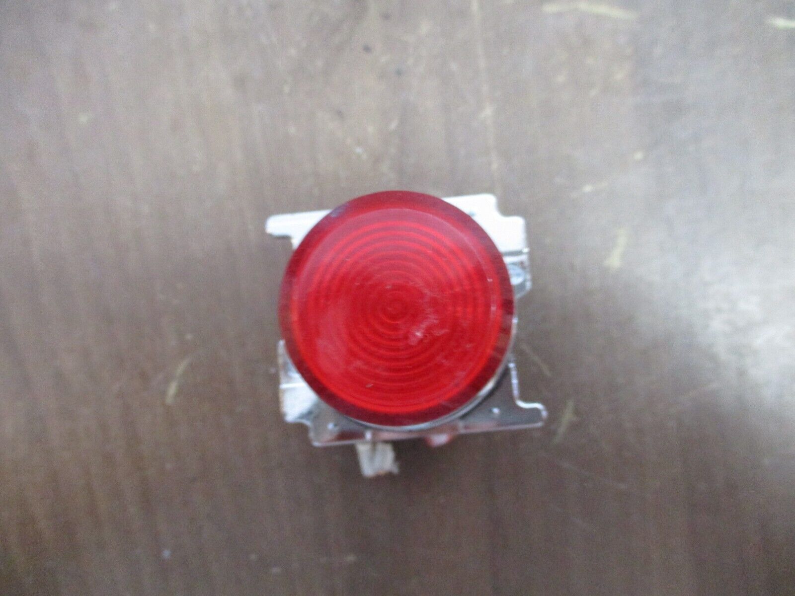 Cutler-Hammer Indicator Light 10250T / 91000T Red Used