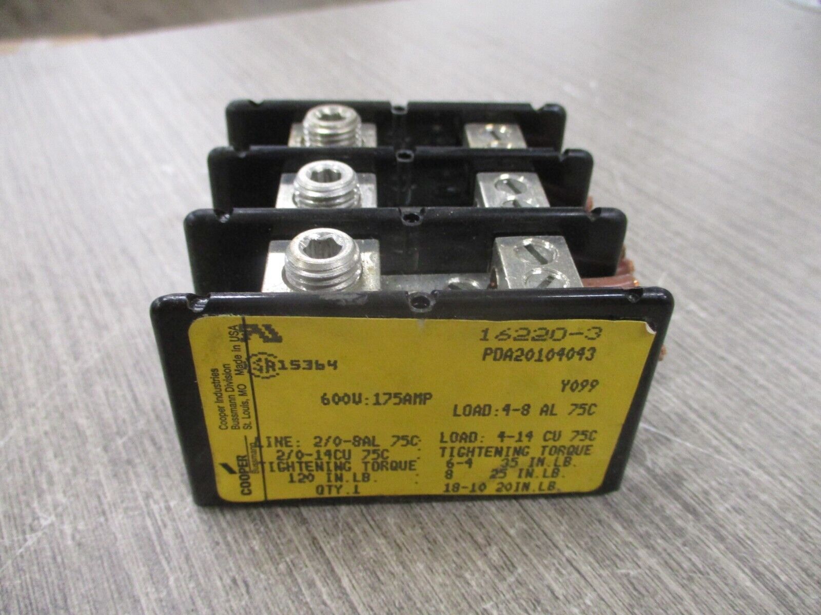 Cooper Bussmann Power Distribution Block 16220-3 175A 600V 3P Line: 2/0-14 Used