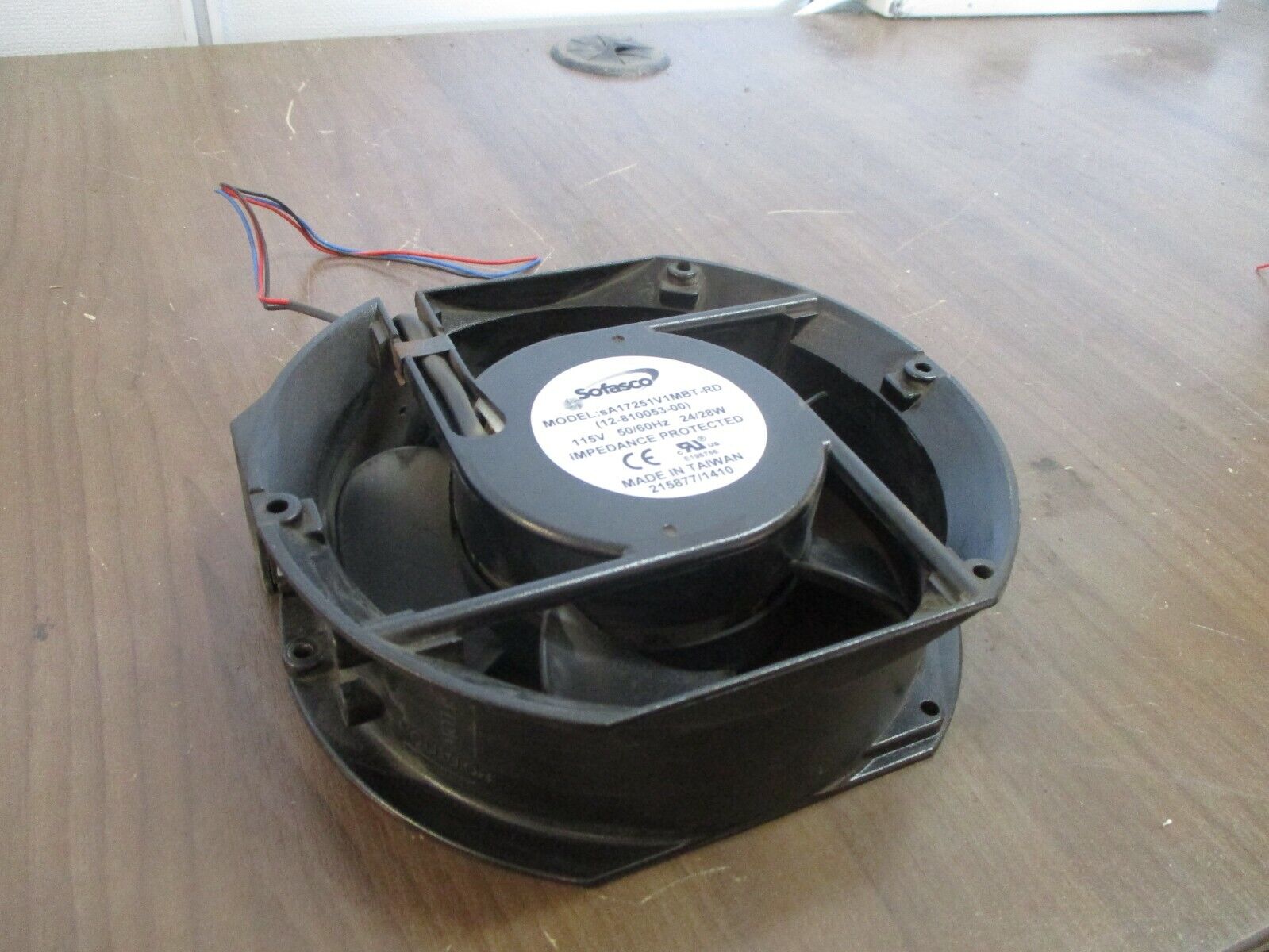 Sofasco SA17251V1MBT-RD Axial Fan 12-810053-00 115V 50/60Hz 24/28W Used
