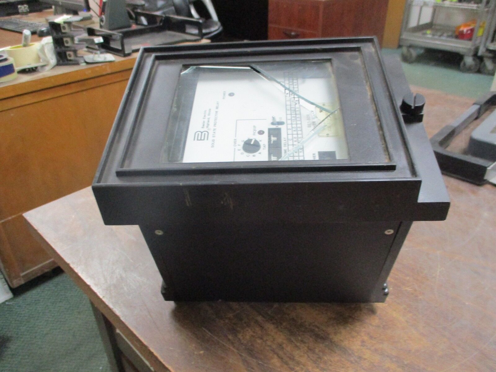 Basler Electric BE1-32R Power Relay BE1 E1P A0N1F *Cracked Cover* Used