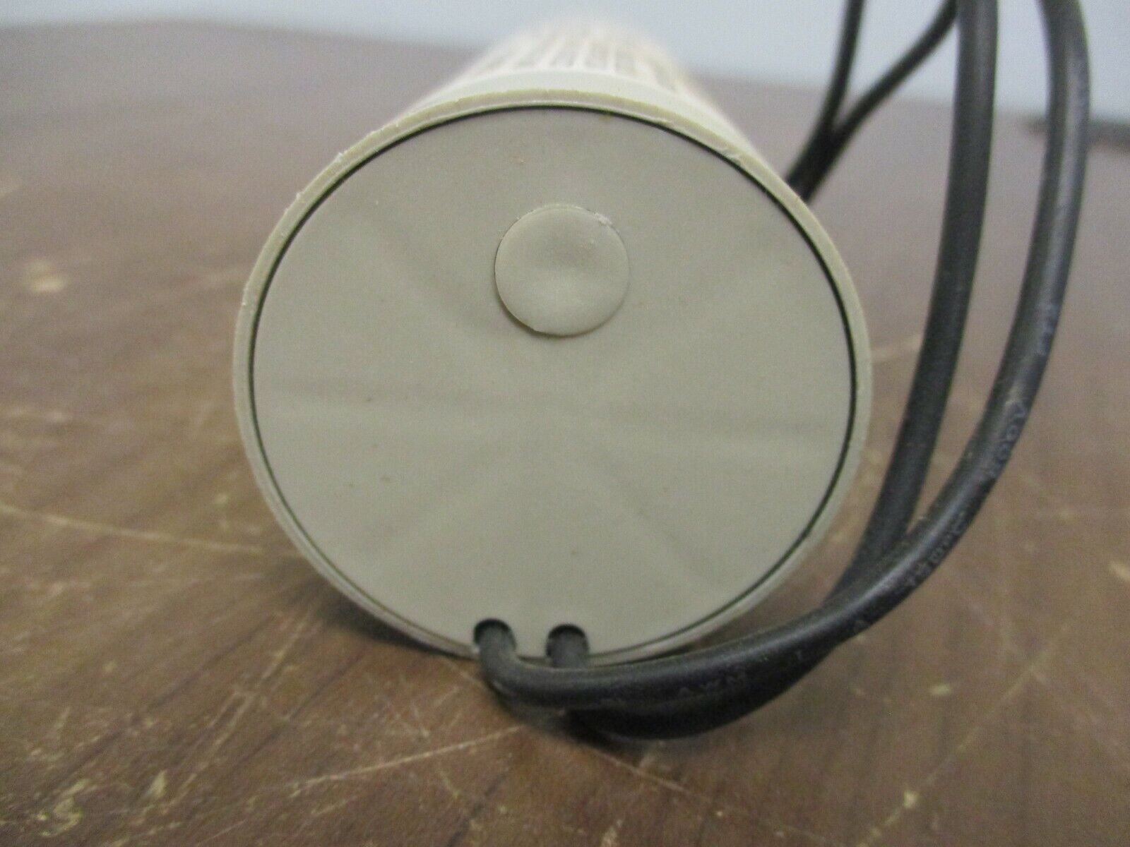 Philips Advance Capacitor 7C260P33R 26MFD 330VAC 50-60Hz Used