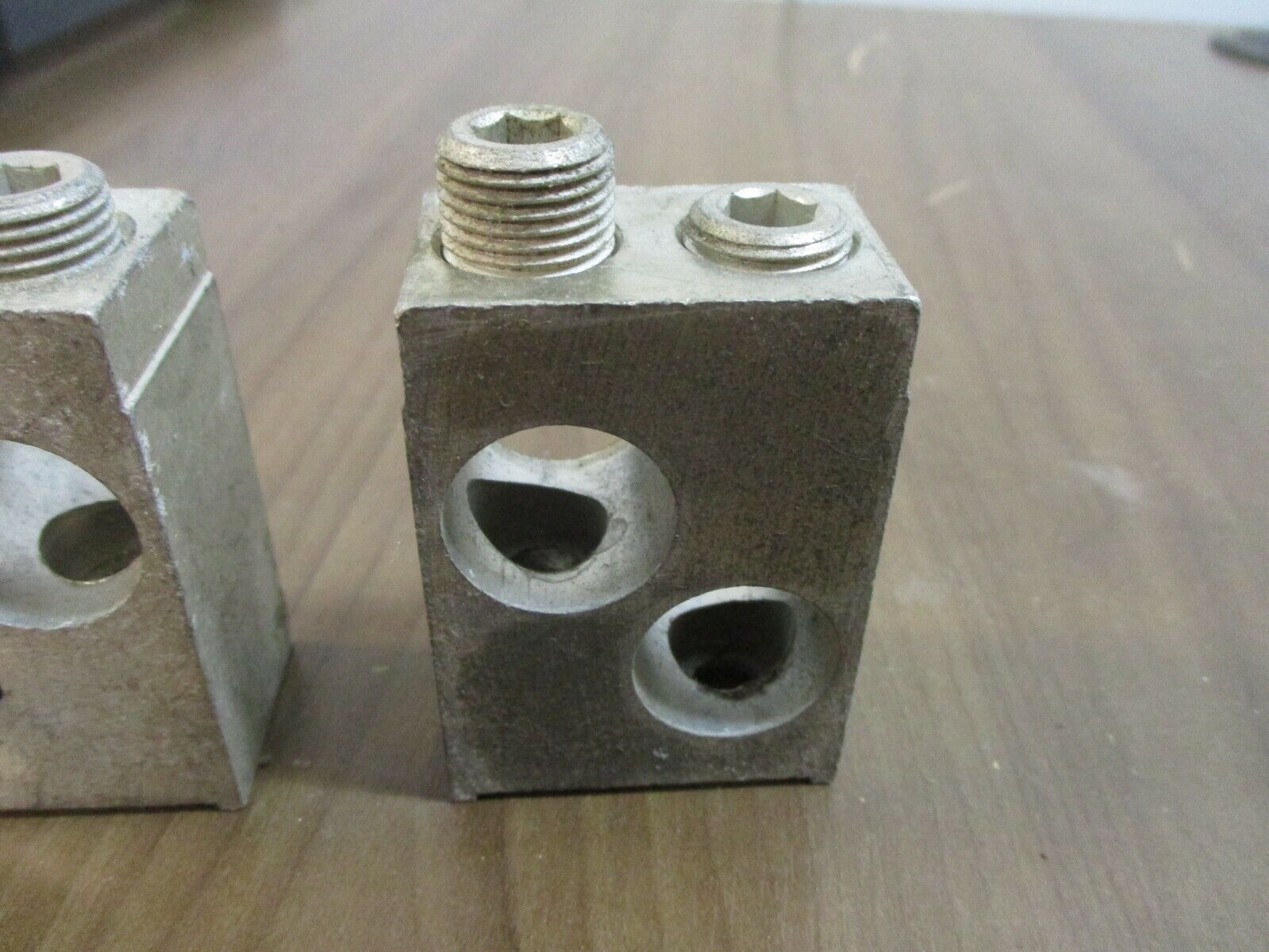 ITE Circuit Breaker Lug TA2J6500 *Lot of 2* Used