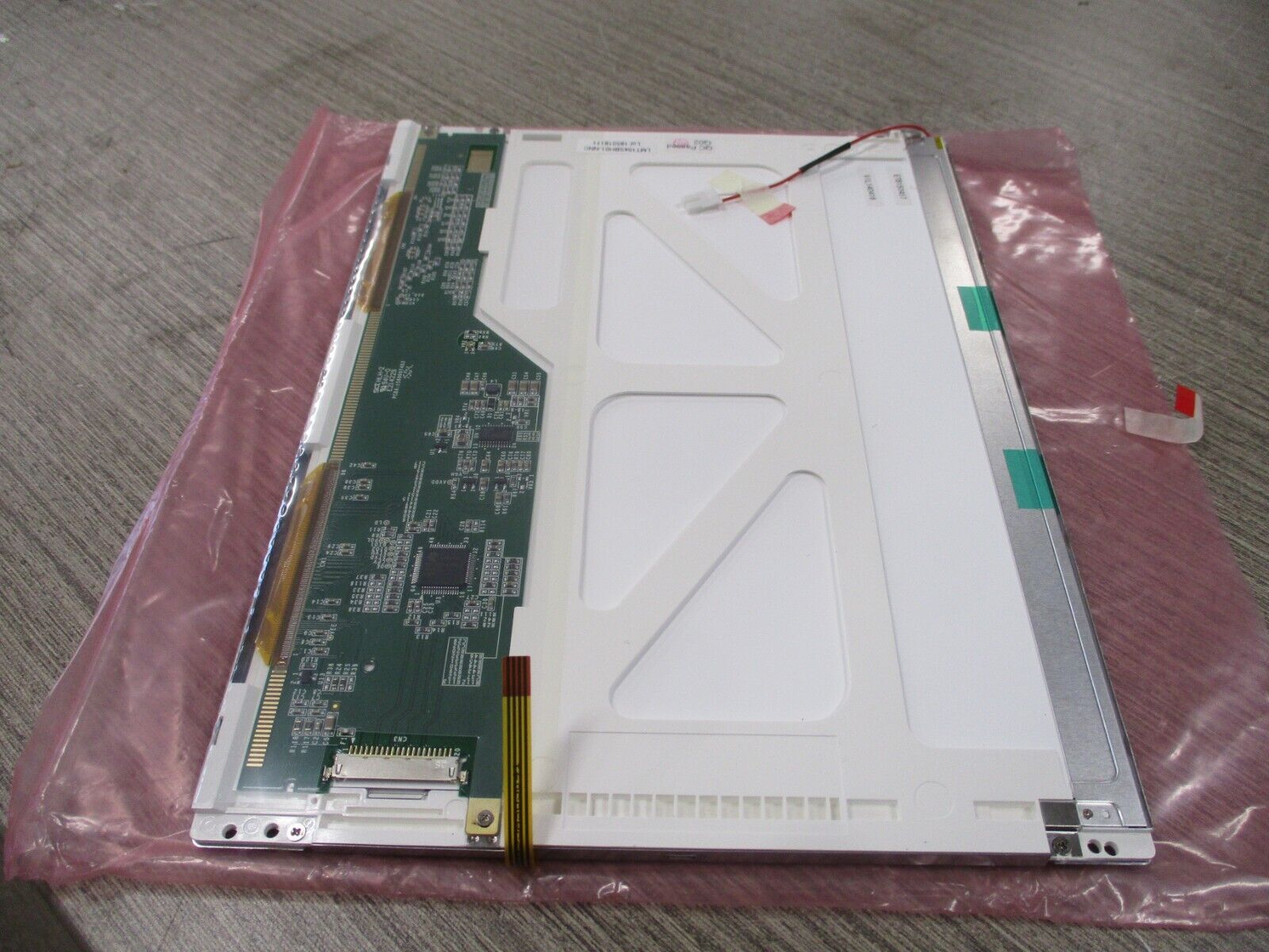 Topway LCD/TFT Display Panel LMT104SBH01-NNC 800 x 600 *No Box* New Surplus