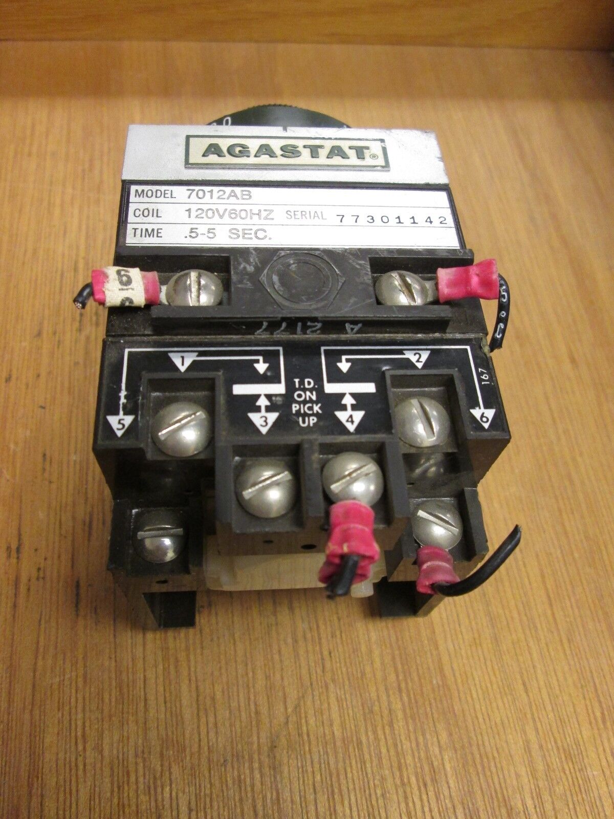 Agastat  Timer  7012AB  0.5-5 Sec  120V Coil  60Hz  Used