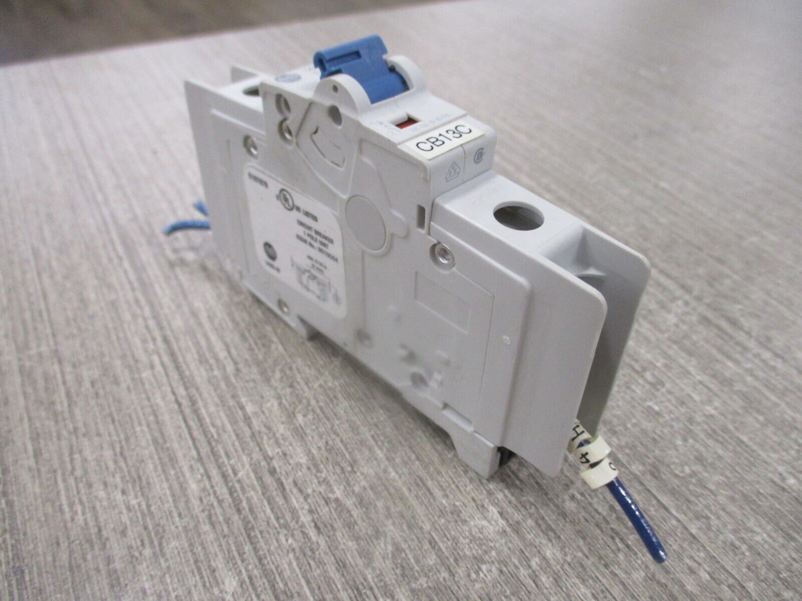 Allen-Bradley Circuit Breaker 1489-M1C040 Ser. D 4A 277V 1P 50/60Hz Used