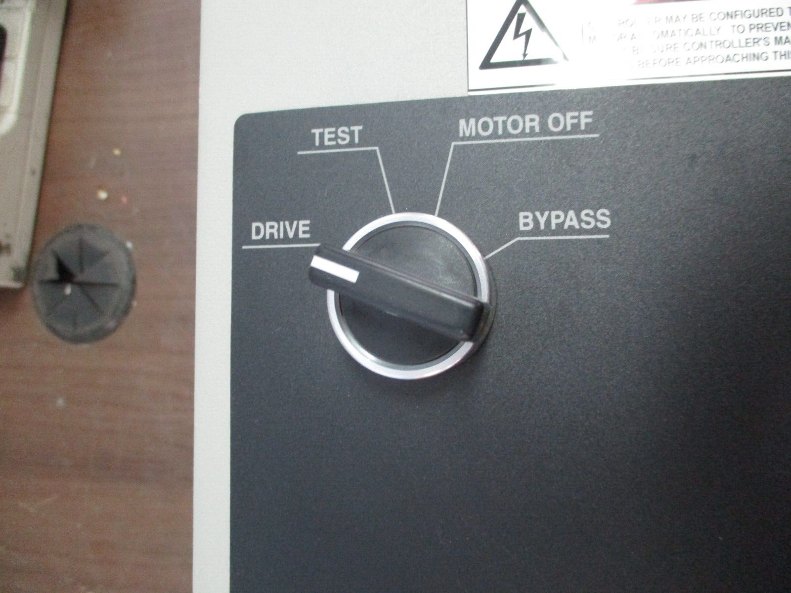 Rockwell Automation VTAC 9 AC Drive w/ Bypass 9VT401-027HTAN Ser. A 20HP 3Ph