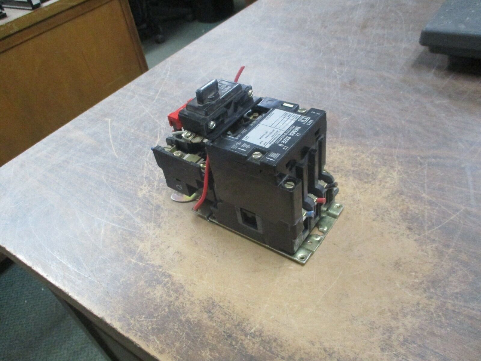 Square D Size 0 Starter 8536 SBG2 240V Coil 600V Used