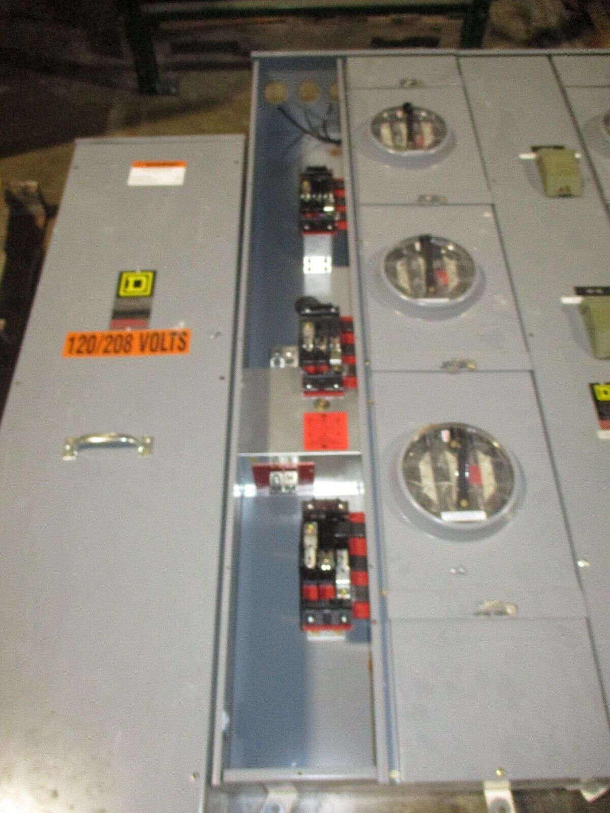 Square D 3R EZM Meter Center w/ Terminal Box EZM743200R / EZM4800TBR 6-Position
