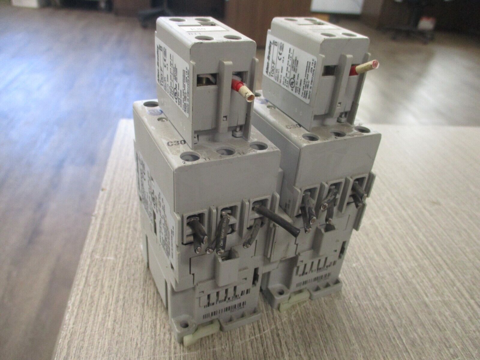 Allen-Bradley Reversing Contactor 100-C30*00 Ser. C 24V Coil 55A 600V Used