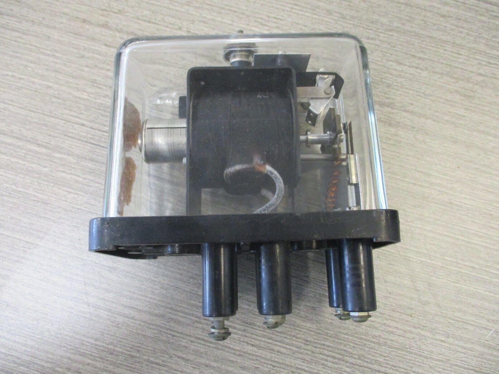 Westinghouse Type SV Voltage Relay 1096955D 115V 60HZ *Used*