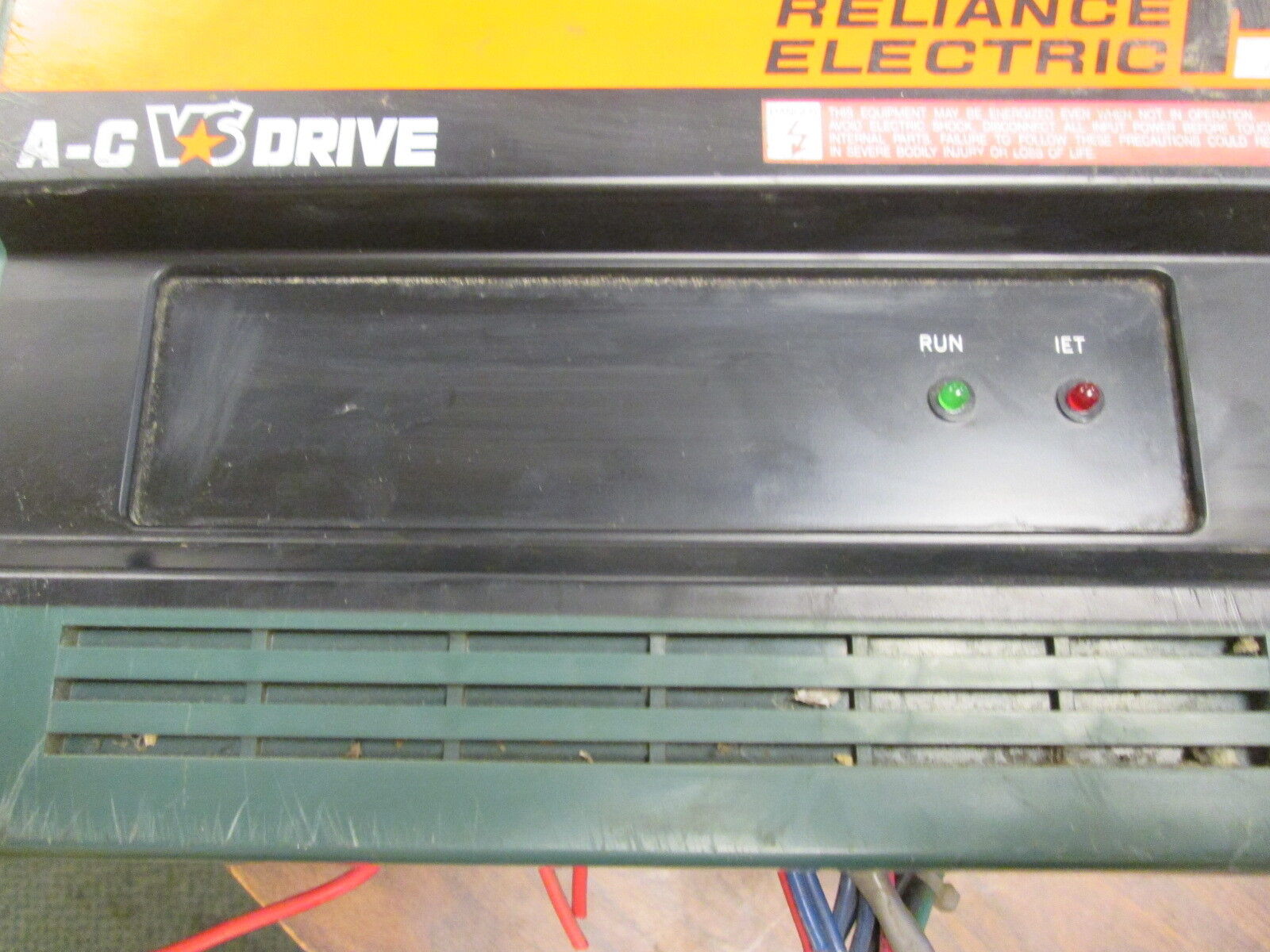 Reliance Electric GP-1200 A-C VS Drive 1AC4002U 2HP Used