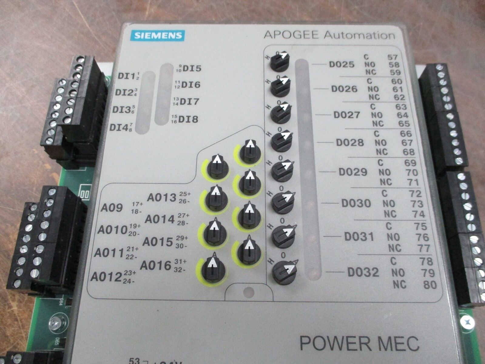 Siemens APOGEE Automation Model 1210 EL Power MEC 549-645 PXM,HOA,ENET,LON, Used