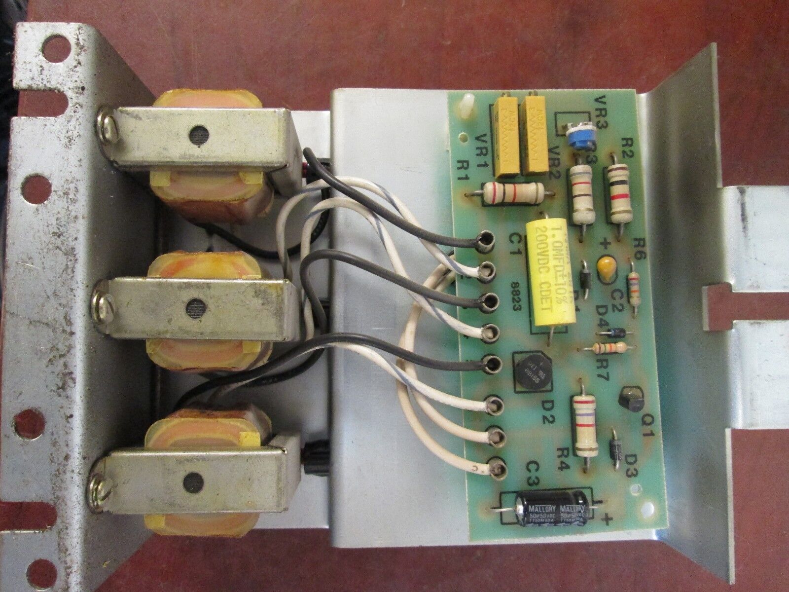 Cutler-Hammer Phase Reversal Relay D60PN 600V Max 3Ph Used