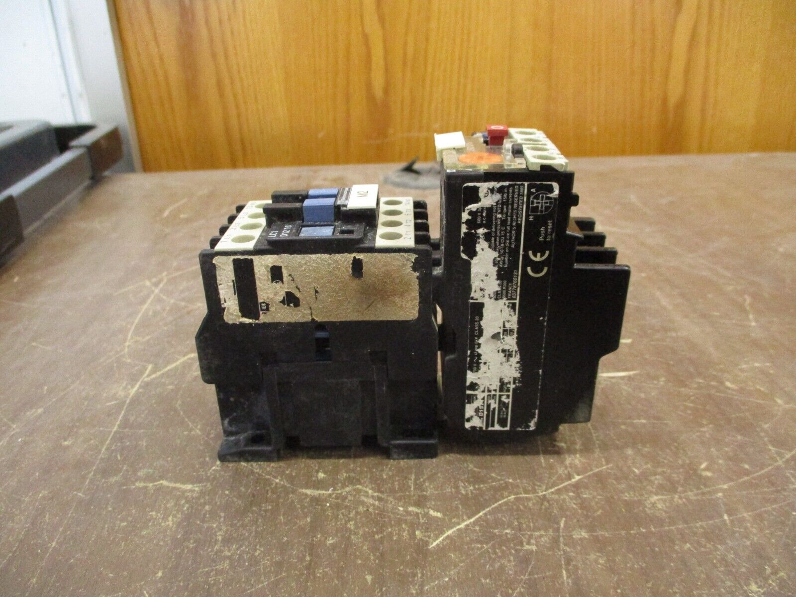 Telemeanique Starter LC1 D12 10 / LR2 D15 120V Coil Trip: 7-10A Used