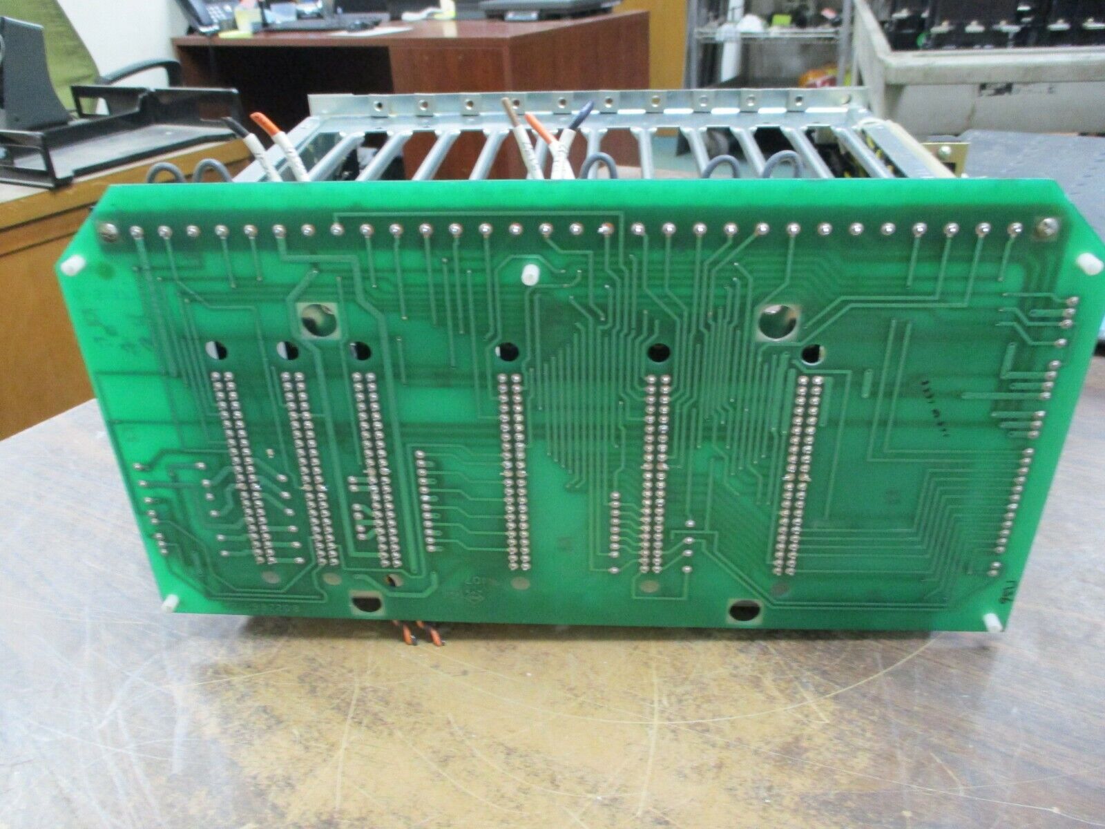 Reliance PLC Rack 84586 6-Slot Used