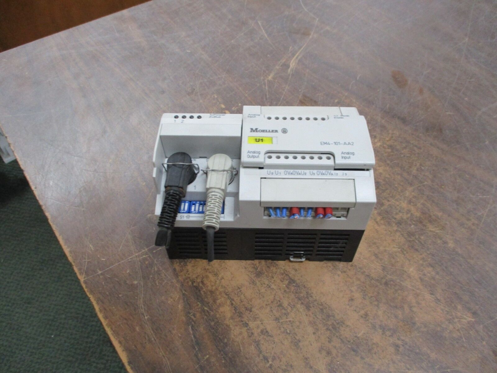 Moeller Analog I/O Module EM4-101-AA2 Power Supply: 24VDC 0.15A Used