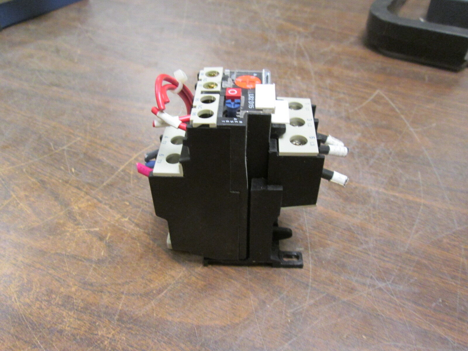 Telemecanique Solid State Overload w/ DIN Rail Adapter LR2 D1522 Trip:17-25A
