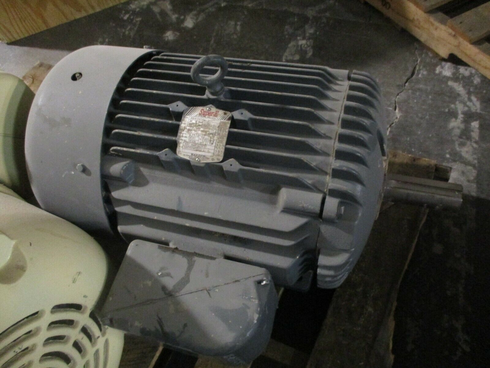 Baldor Super-E AC Motor EM4104T 30HP 1800RPM 230/460V 68/34A 3PH 60Hz Used