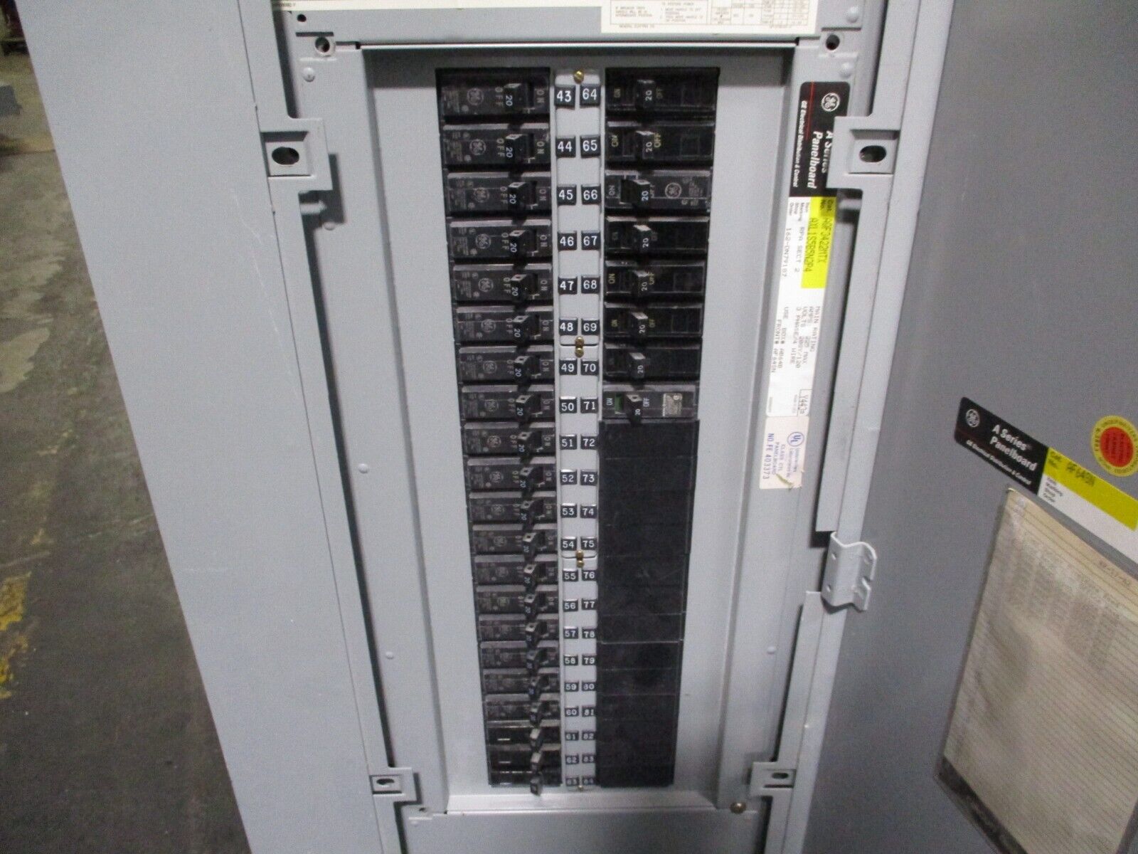 GE Main Lug Breaker Panel AQF3422MTX 225A Max 208/120V 3Ph 4W 42-Slot Used