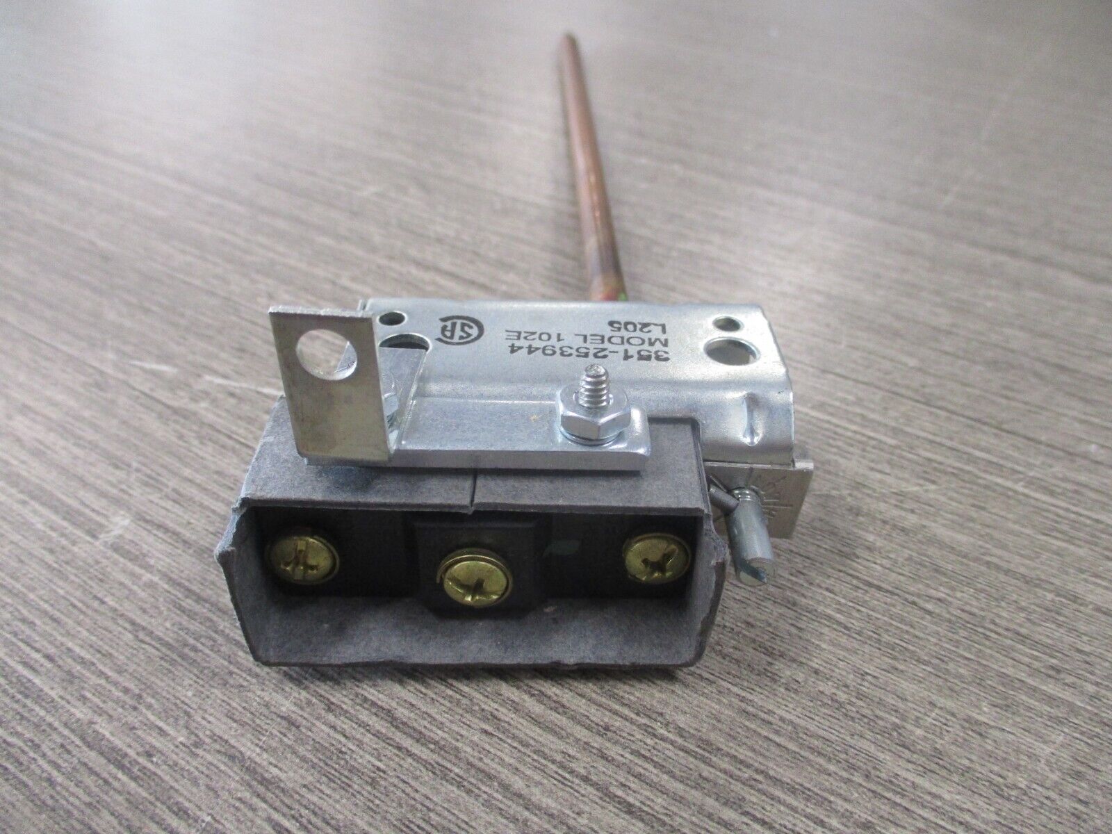 Nordson Model 102E Thermostat 351-253944 Used