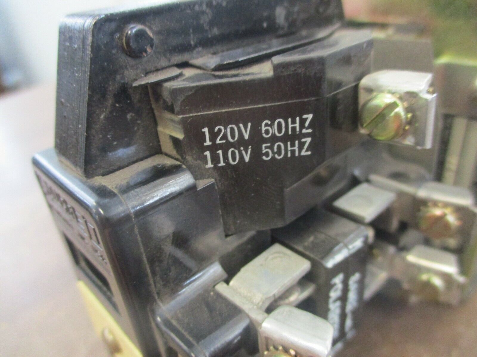 Square D AC Control Relay 8508 D0-22 Ser. A 120V Coil Used