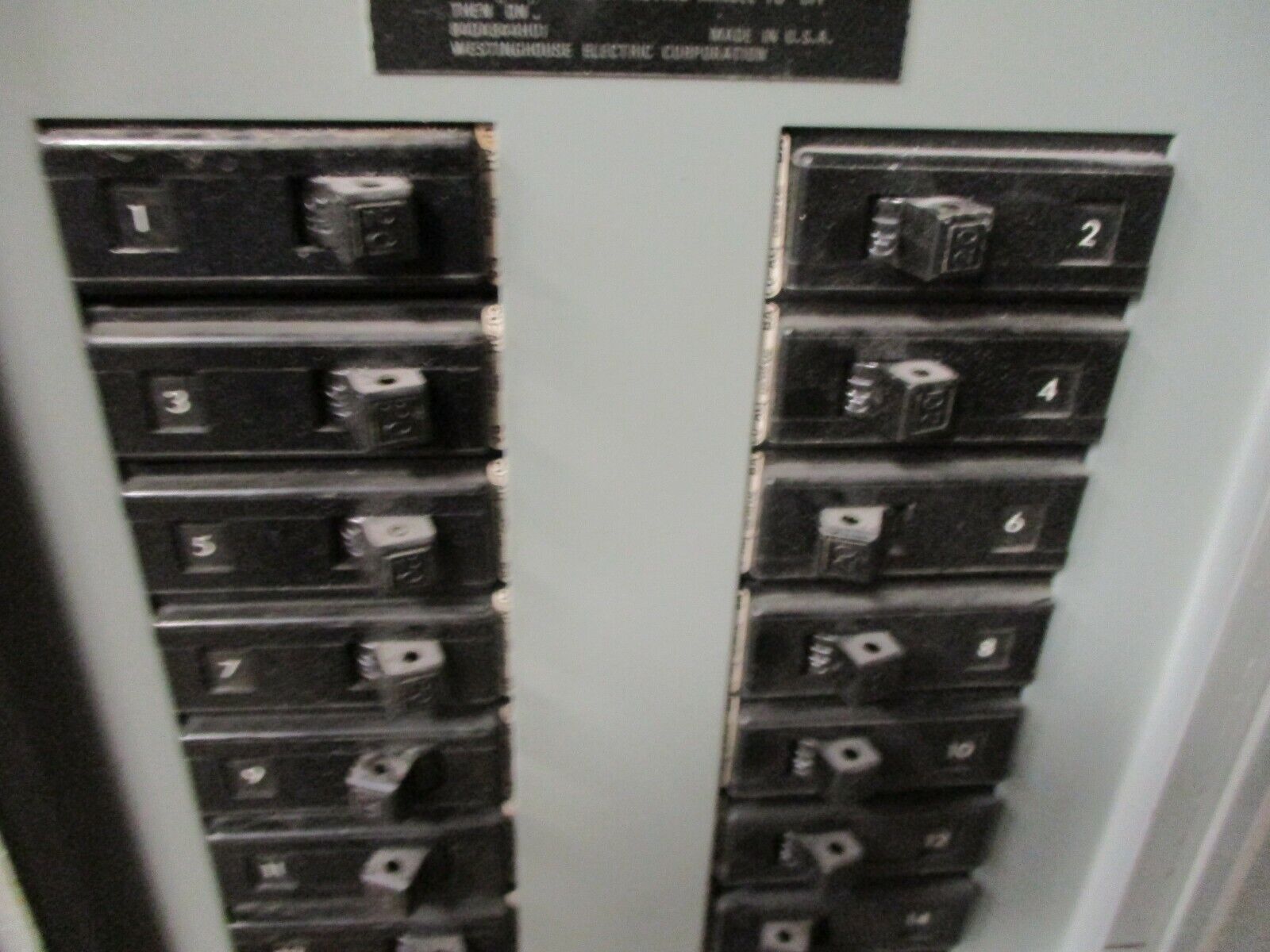 Westinghouse Main Breaker Circuit Breaker Panel MP-83420 225A Max 120/208 3Ph 4W