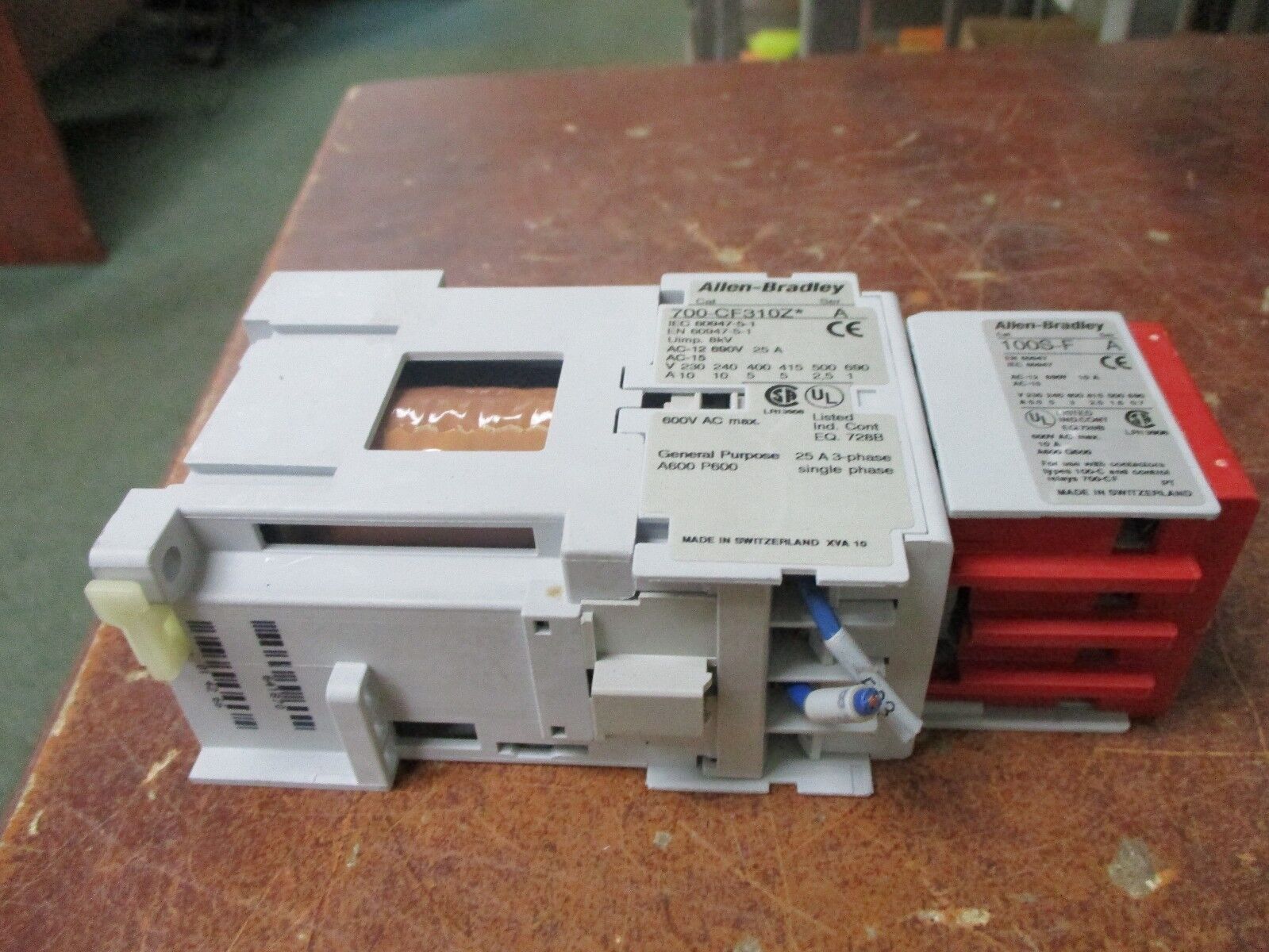 Allen-Bradley GuardMaster Safety Contactor 7000S-CF440DJC 24VDC Coil 25A 600V