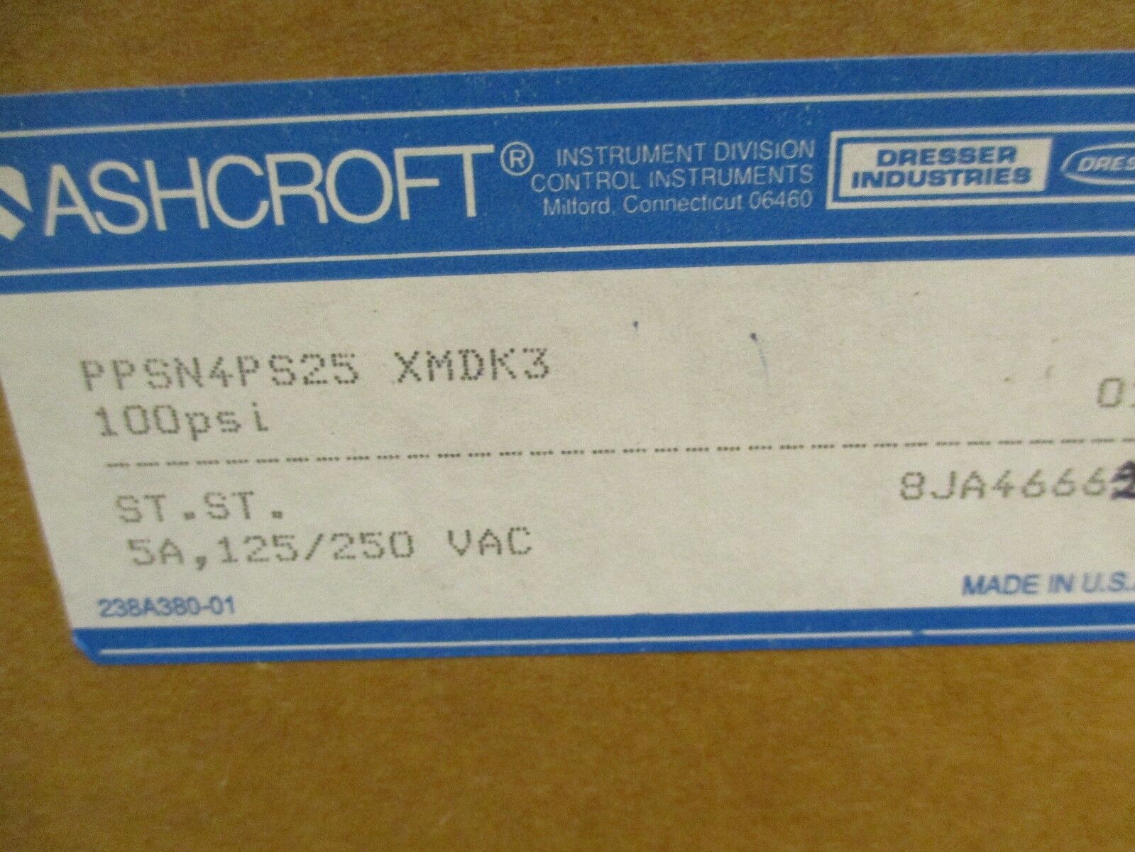 Ashcroft Pressure Switch PPSN4PS25 XMDK3 5A 125/250V Range:100-1000PSI New Surpl