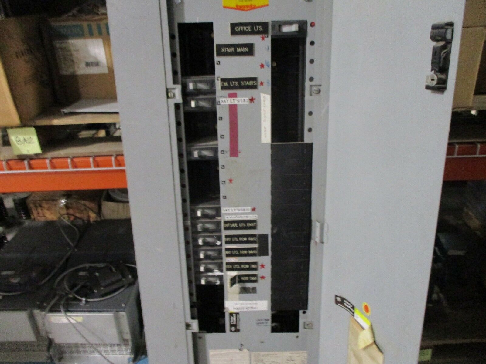 GE Main Lug Breaker Panel 480Y/227 3Ph 4W Used