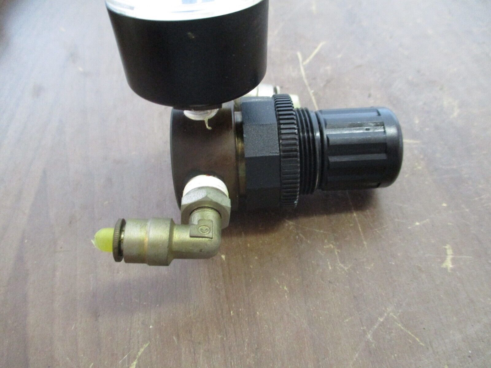 Norgren Compressed Gas Regulator R44-221-NNEA Air, CO2, Inert Gas Temp: 140°