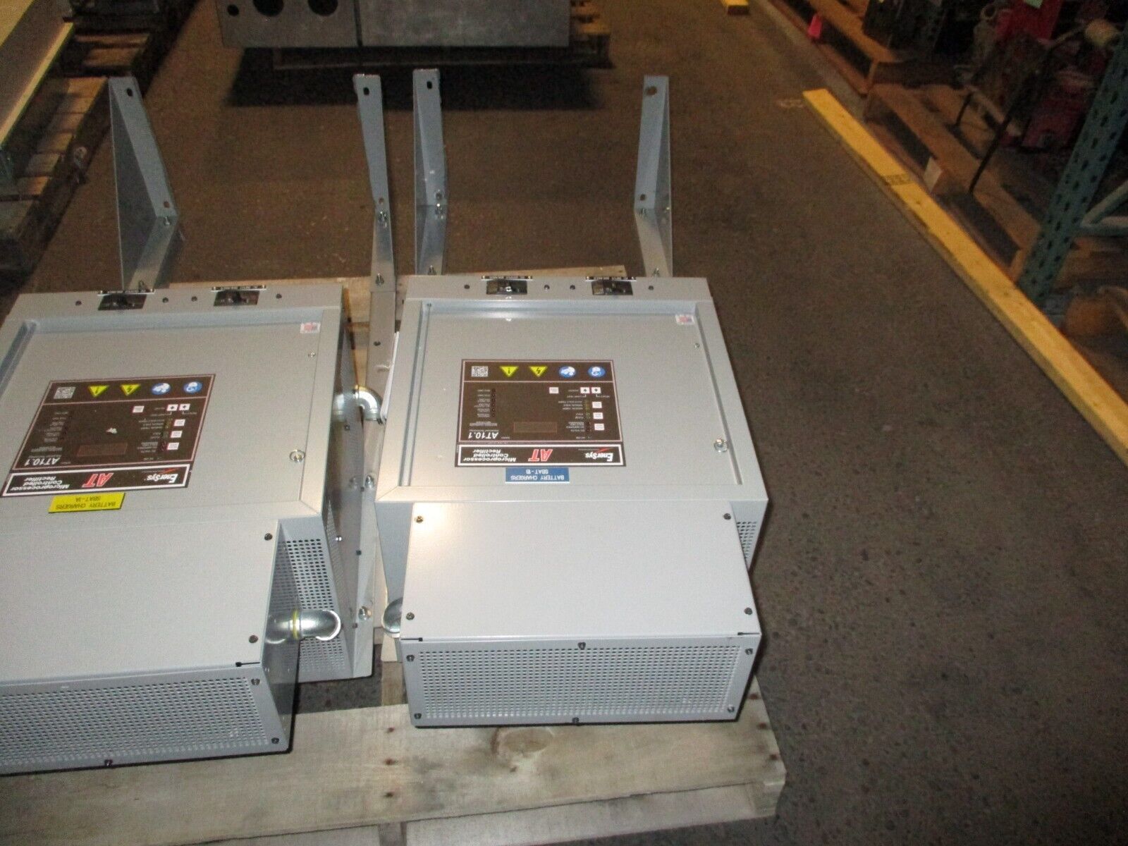 EnerSys Series AT10.1 Battery Charger / Rectifier AT10130025E208SAUXXXXXXX Used